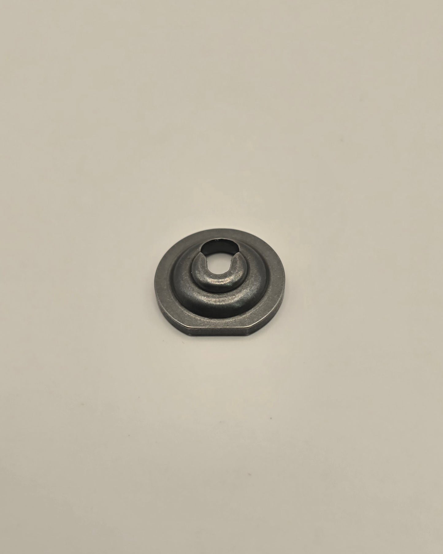 Intake Valve Retainer